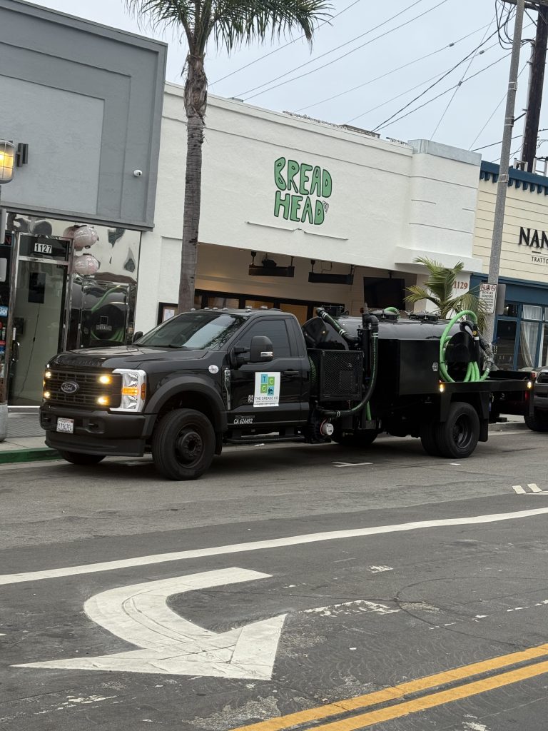 Grease Trap Baffle T Repair Truck, San Diego