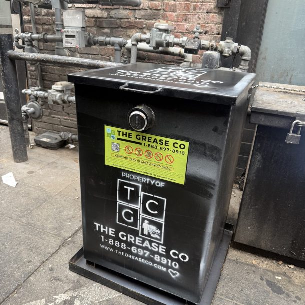 Commercial kitchen grease trap in Vista, San Diego – Vista Grease Trap Cleaning service